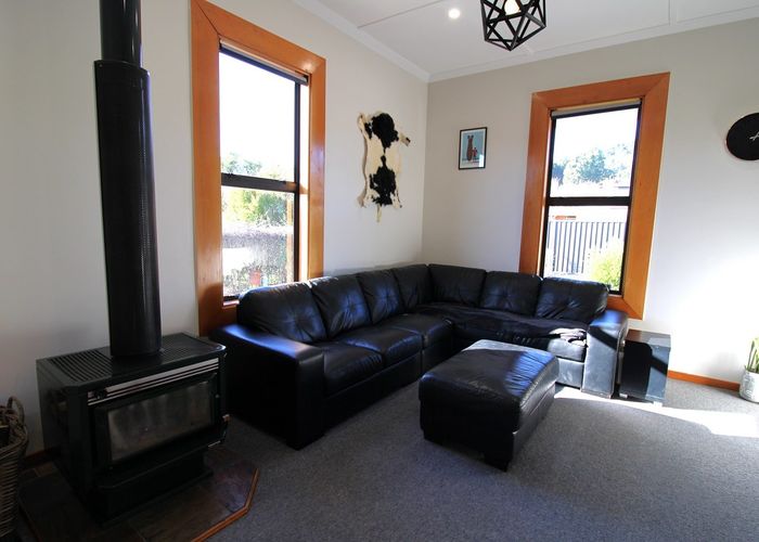  at 27 Brighton Road, Green Island, Dunedin, Otago