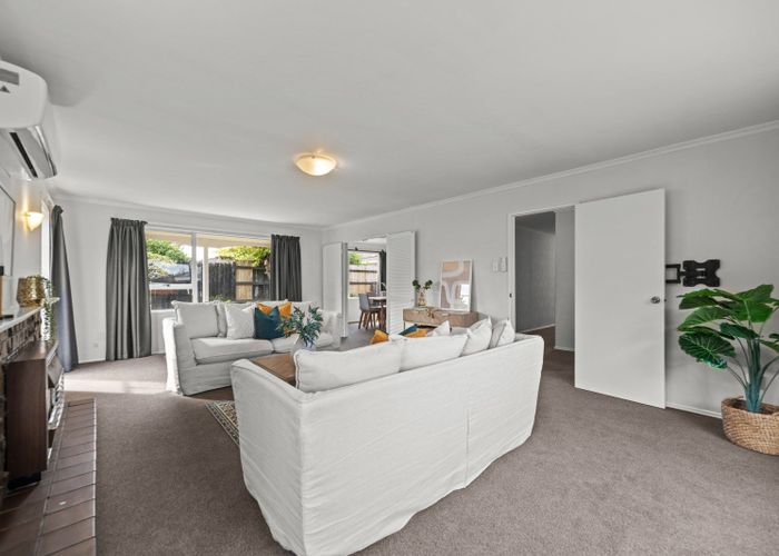  at 17 Caulfield Place, Awapuni, Palmerston North, Manawatu / Whanganui