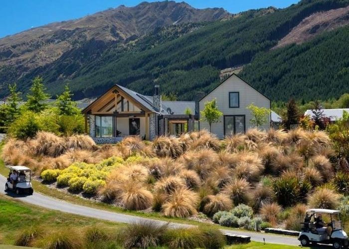  at 4 Mill Green, Queenstown