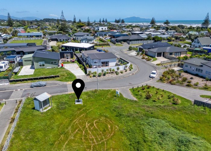  at 13 Seagrass Place, Otaki Beach, Kapiti Coast, Wellington