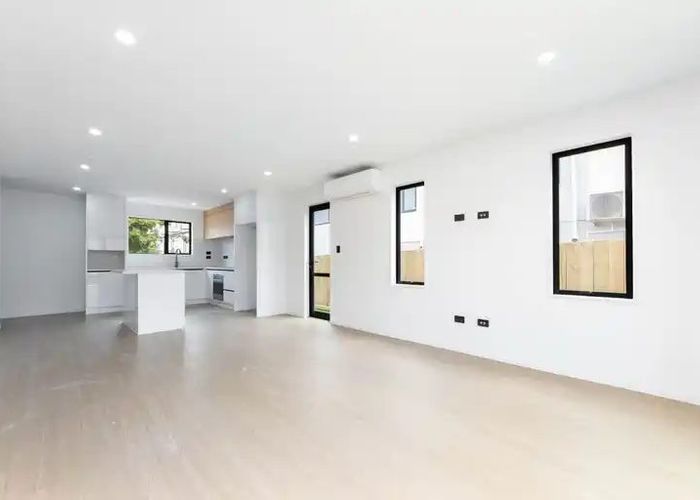  at 25E Archmillen Avenue, Pakuranga Heights, Manukau City, Auckland