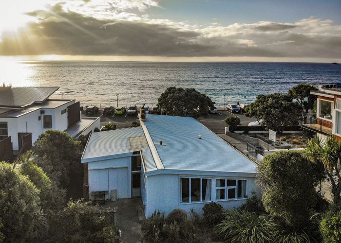  at 4 Cliffs Road, Saint Clair, Dunedin