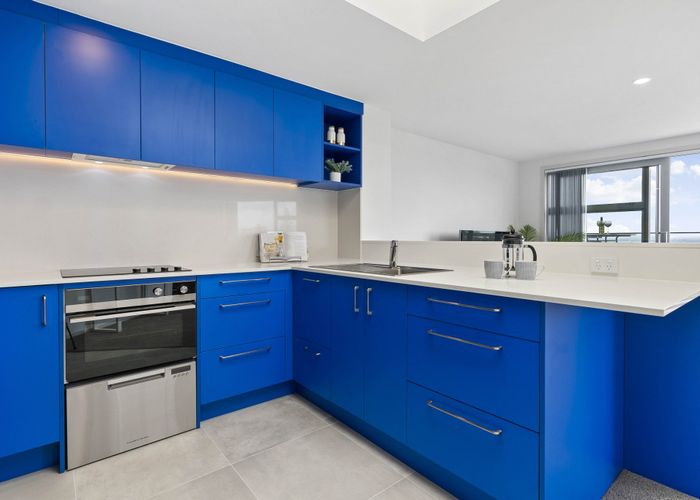  at 15/270 Onewa Road, Birkenhead, North Shore City, Auckland