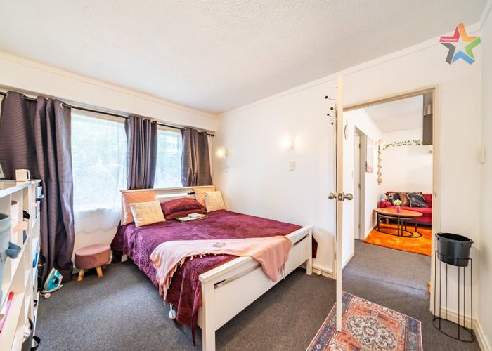  at 2/21 Britannia Street, Petone, Lower Hutt, Wellington