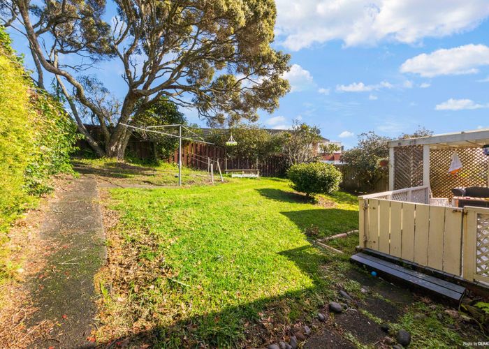  at 12 Mason Street, New Lynn, Waitakere City, Auckland