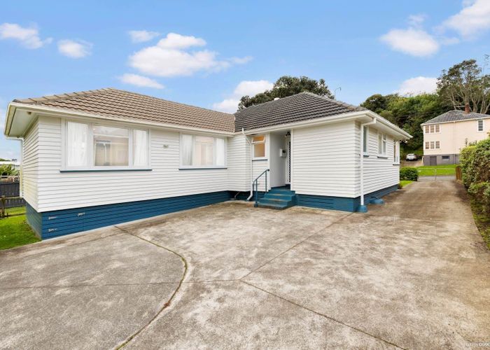  at 27 Fyvie Avenue, Mount Roskill, Auckland