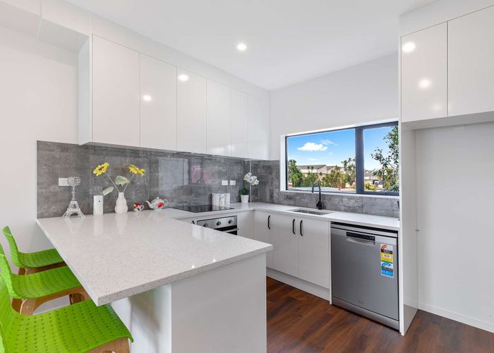 at 3/68 Smythe Road, Henderson, Auckland