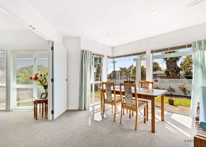  at 1/447 Blockhouse Bay Road, Blockhouse Bay, Auckland