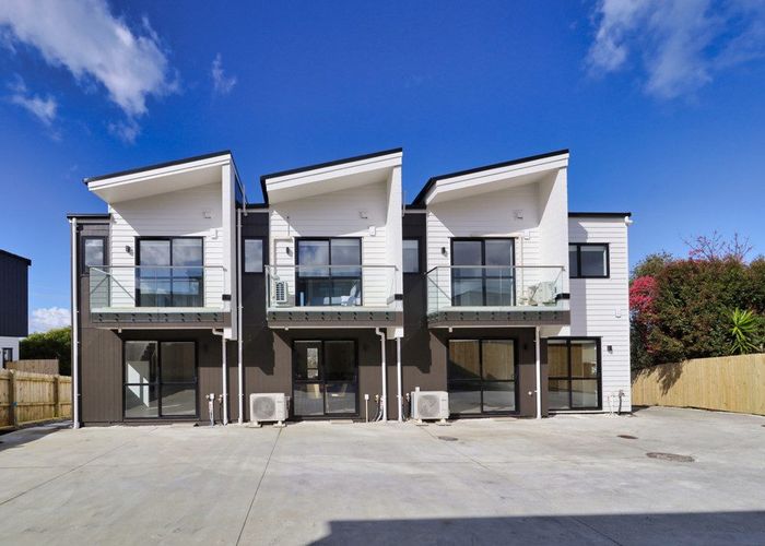  at 4C Hepburn Road, Glendene, Auckland