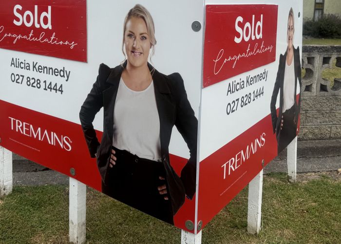 at 1015 Miro Street, Mahora, Hastings
