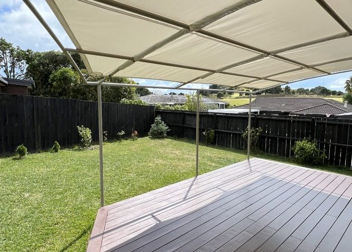  at 2/7 Anna Watson Road, Half Moon Bay, Manukau City, Auckland