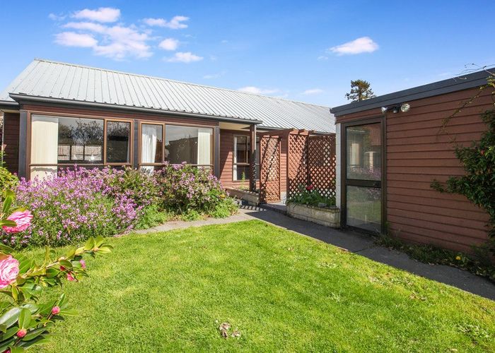  at 2/3 Hawea Place, Mairehau, Christchurch