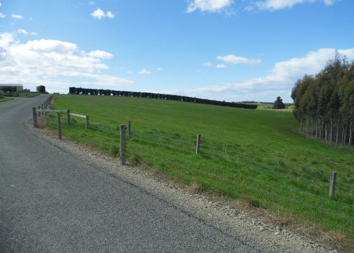 at 215 Parsons Road, Tuakau