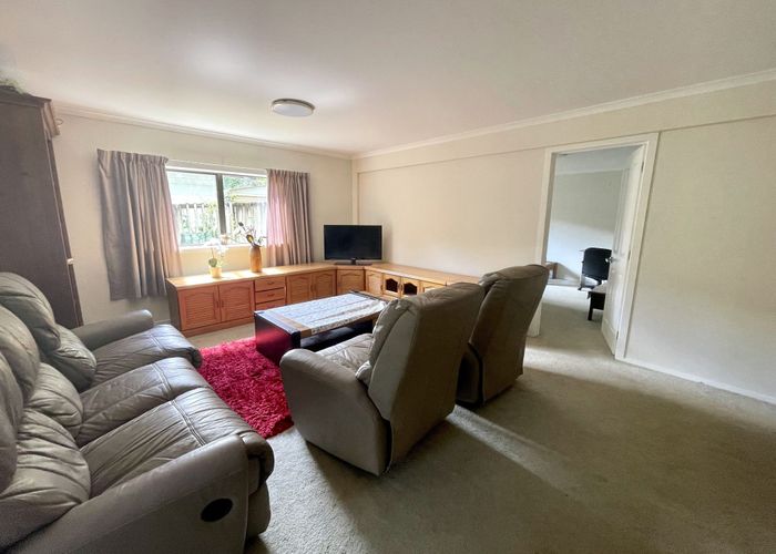  at 15 Kingsclere Place, Goodwood Heights, Manukau City, Auckland