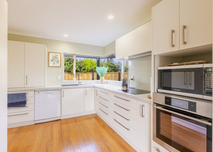  at 91B Kensington Drive, Taradale, Napier