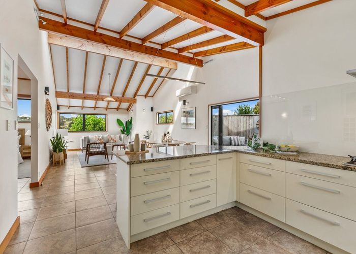  at 1/24 Jellicoe Road, Murrays Bay, North Shore City, Auckland