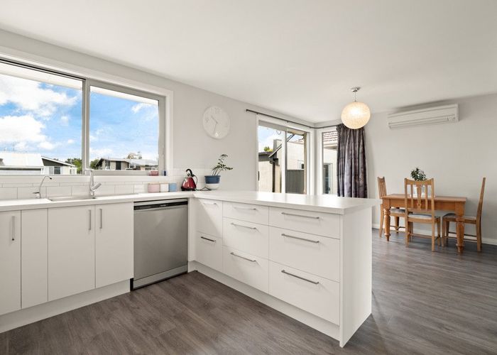  at 22 Argyle Street, Mornington, Dunedin