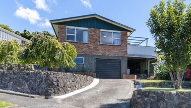  at 6 Carlton Terrace, Westown, New Plymouth