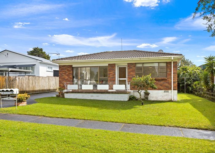 Free property data for 1/20 Akehurst Avenue, New Lynn, Auckland homes