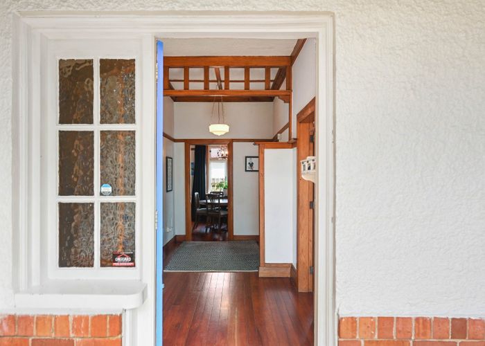  at 12 Gillies Avenue, Claudelands, Hamilton