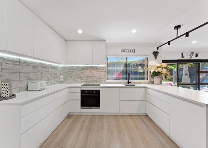  at 62 Matarangi Road, East Tamaki, Auckland