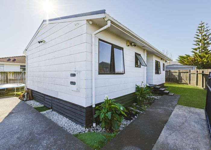  at 16a Hatherley Place, Clendon Park, Manukau City, Auckland