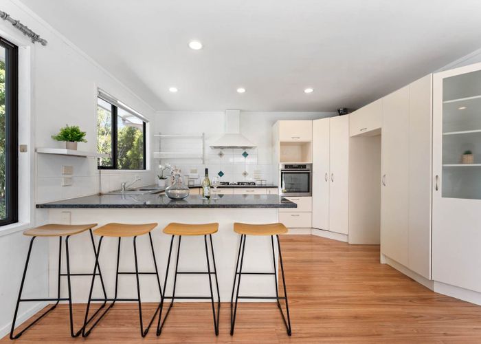  at 51 Saddleback Rise, Murrays Bay, North Shore City, Auckland