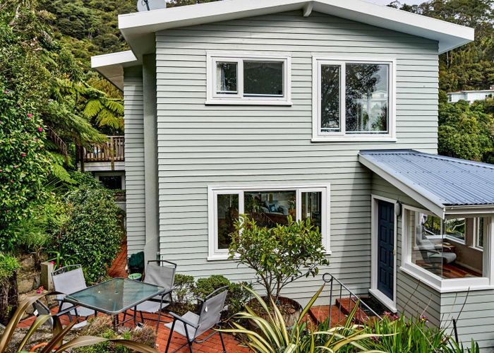  at 13 Taumaru Avenue, Lowry Bay, Lower Hutt