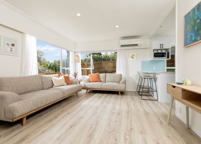  at 1/13 Bentley Avenue, Glenfield, North Shore City, Auckland