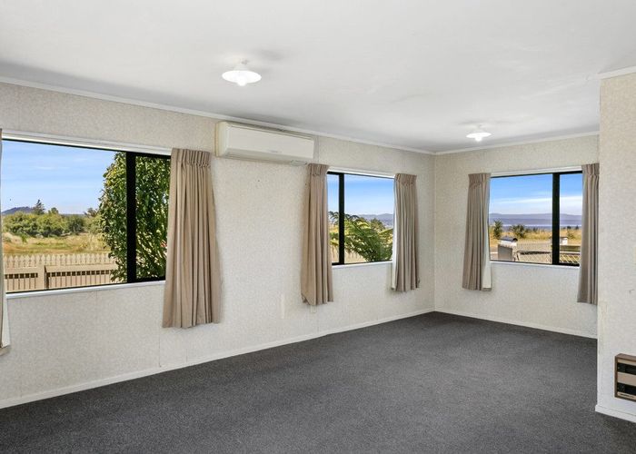  at 182 Acacia Bay Road, Nukuhau, Taupo
