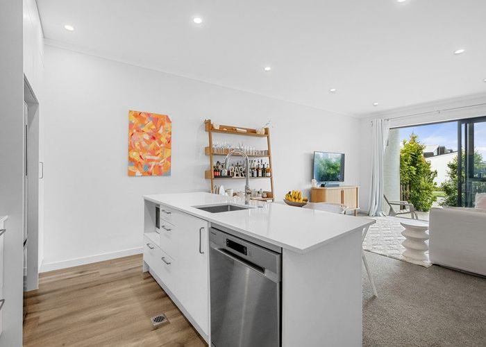  at 6/1 Genevieve Lane, Hobsonville, Waitakere City, Auckland