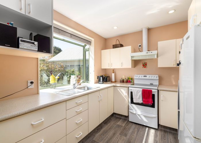  at 8/90 Hawke Street, New Brighton, Christchurch