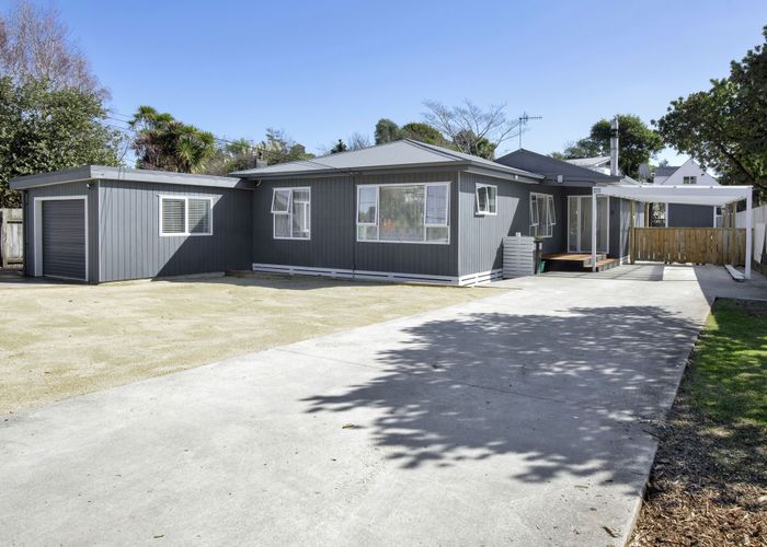  at 221 Matai Road, Raumati Beach, Kapiti Coast, Wellington