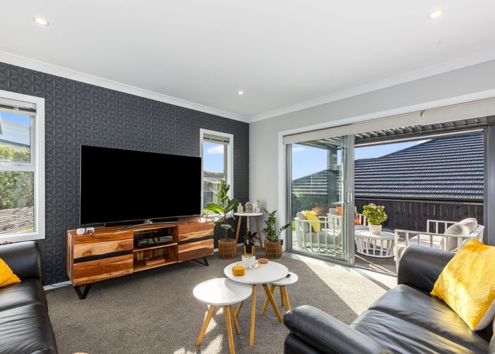  at 10 Margaret Shields Avenue, Aotea, Porirua