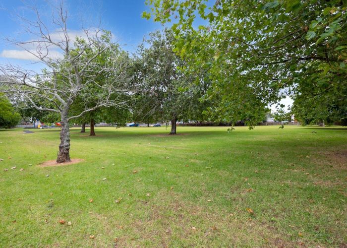  at 132 Gills Road, Half Moon Bay, Manukau City, Auckland
