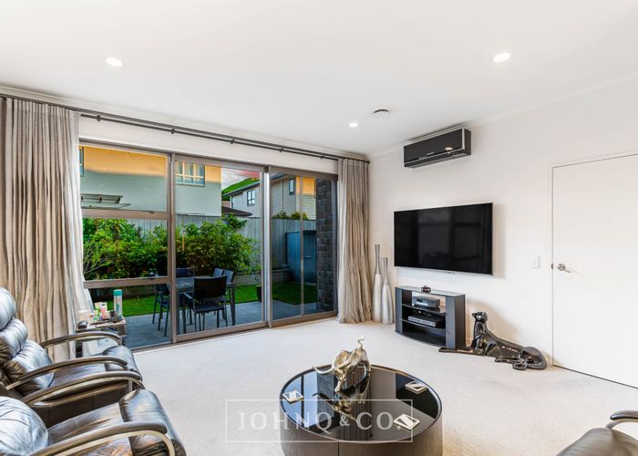  at 16 Purchas Hill Drive, Stonefields, Auckland