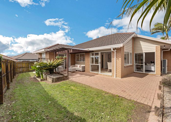  at 1/14 Pajaro Place, Northpark, Manukau City, Auckland