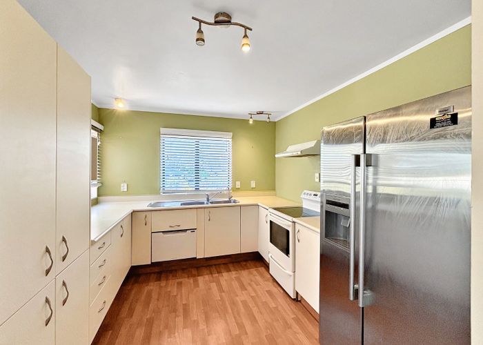  at 29 Sweetman Avenue, Paraparaumu Beach, Kapiti Coast, Wellington