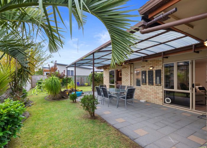  at 3 Mcleod Place, Papamoa Beach, Papamoa