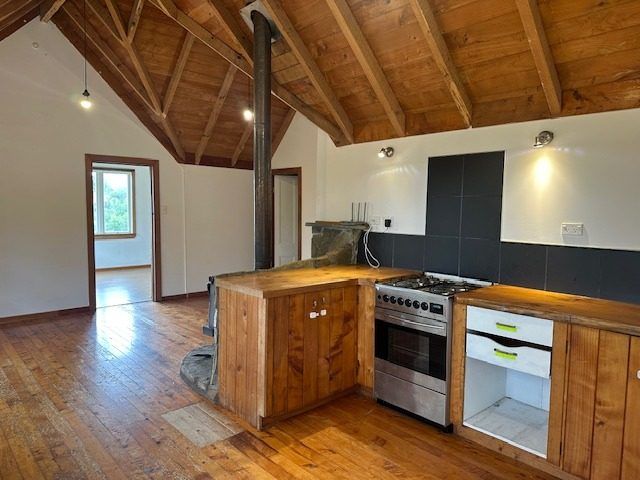  at 354 Wairere Road, Henderson