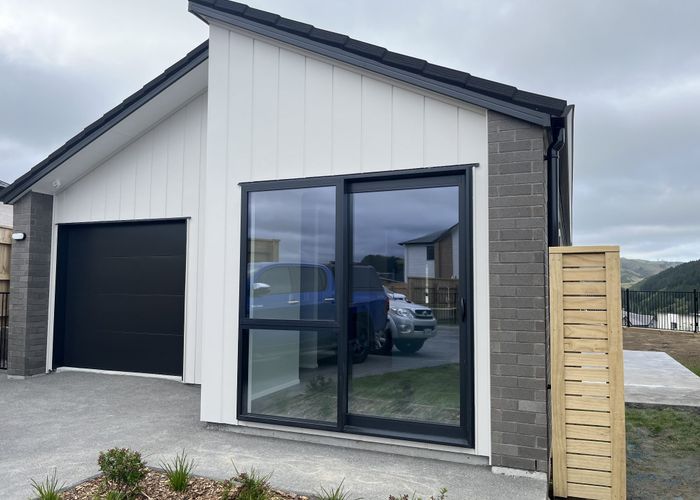  at 17 Foremast Place, Whitby, Porirua, Wellington