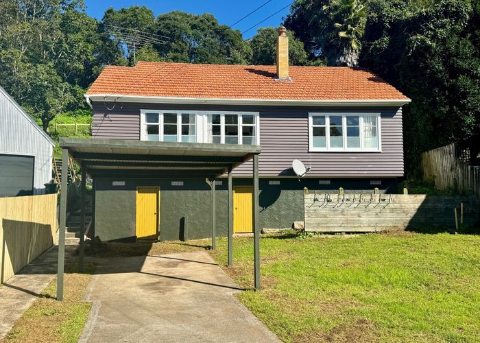  at 15 Connolly Avenue, Mount Roskill, Auckland