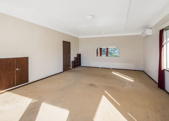  at 18 Cavendish Square, Strathmore Park, Wellington