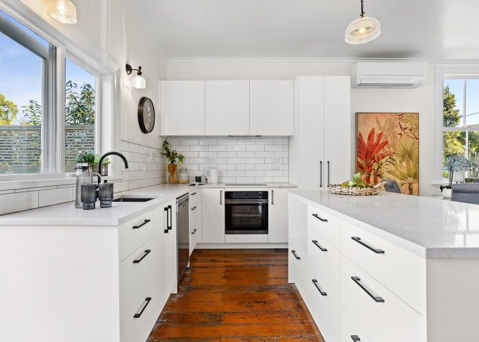  at 2 George Street, Mount Eden, Auckland
