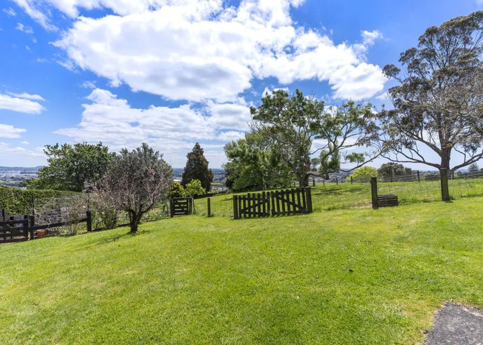 at 130 Point View Drive, East Tamaki Heights, Auckland