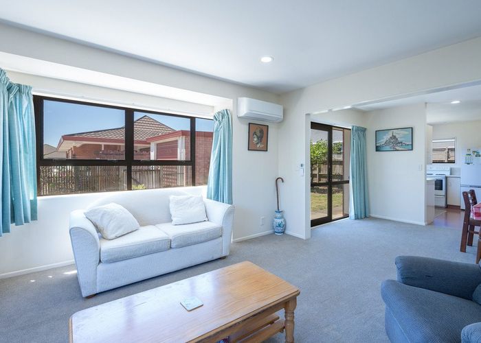  at 2/60 Grove Street, The Wood, Nelson