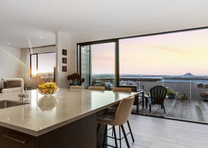  at 113 Waikite Road, Welcome Bay, Tauranga