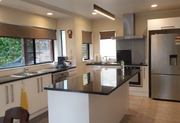  at 23a  Bond Cres, Forrest Hill, North Shore City, Auckland