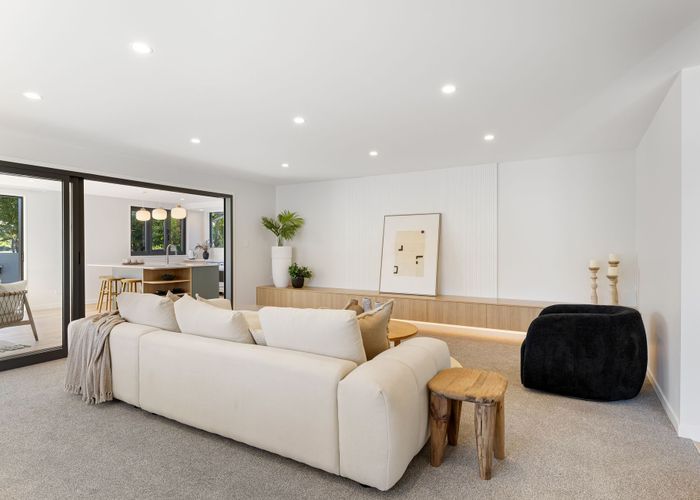  at 429 Avonhead Road, Avonhead, Christchurch