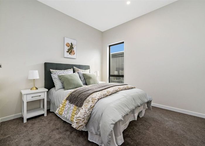  at 16 Morus Road, Massey, Auckland